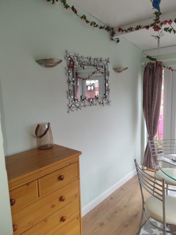 Nanny Bambi'S Highland Hoose Apartamento Inverness Exterior foto